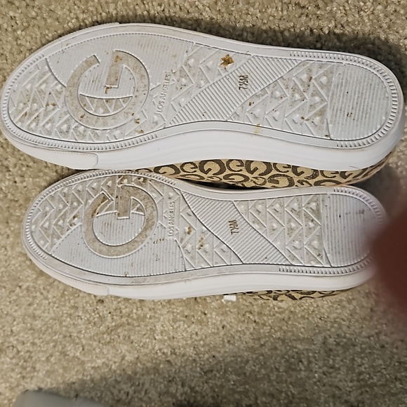 GBG - Picture 2 of 4